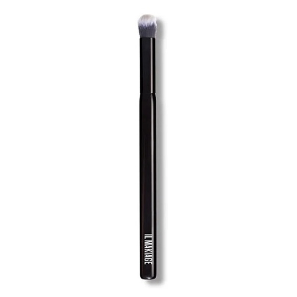NIB.  IL Makiage Concealer Blending Brush. OS